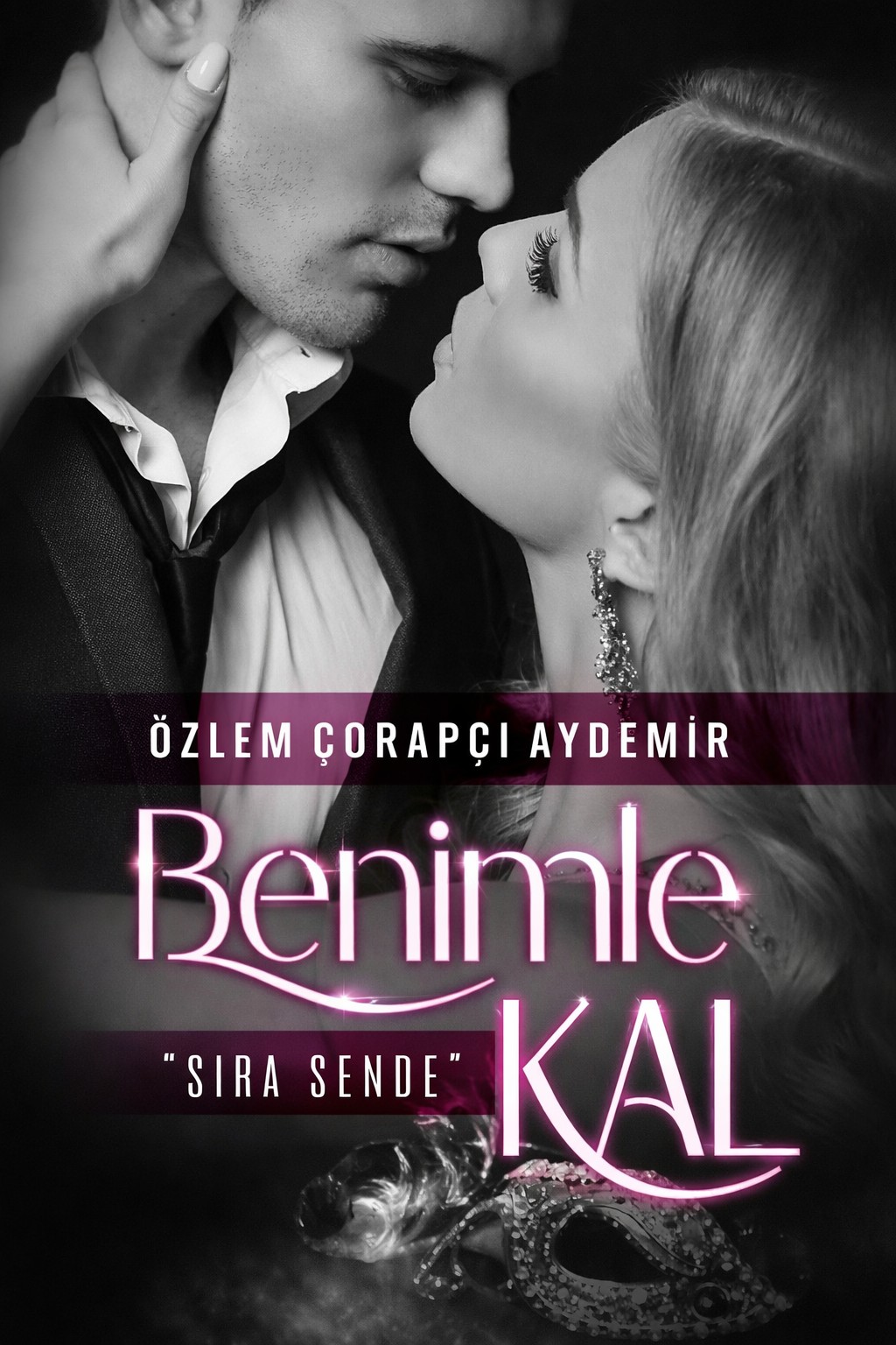 BENİMLE KAL 